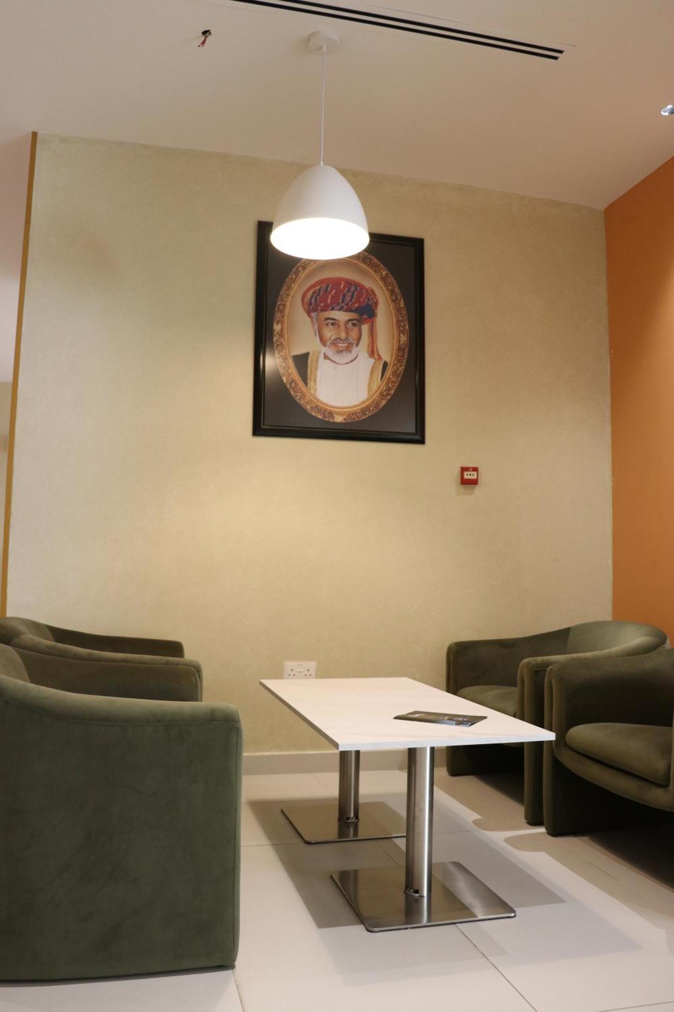 Jarzez Hotel Apartments Al Hail 세브 외부 사진