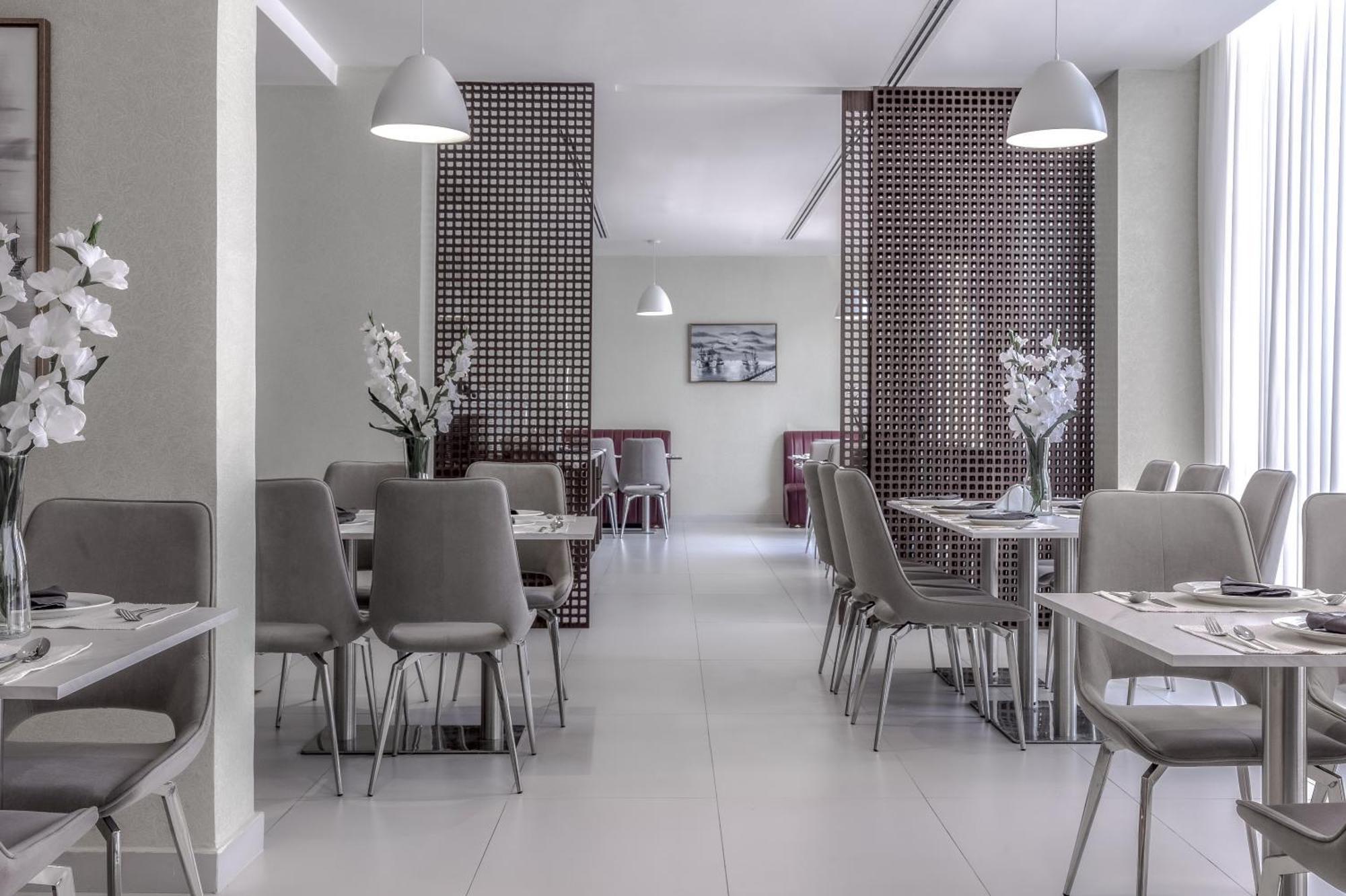 Jarzez Hotel Apartments Al Hail 세브 외부 사진