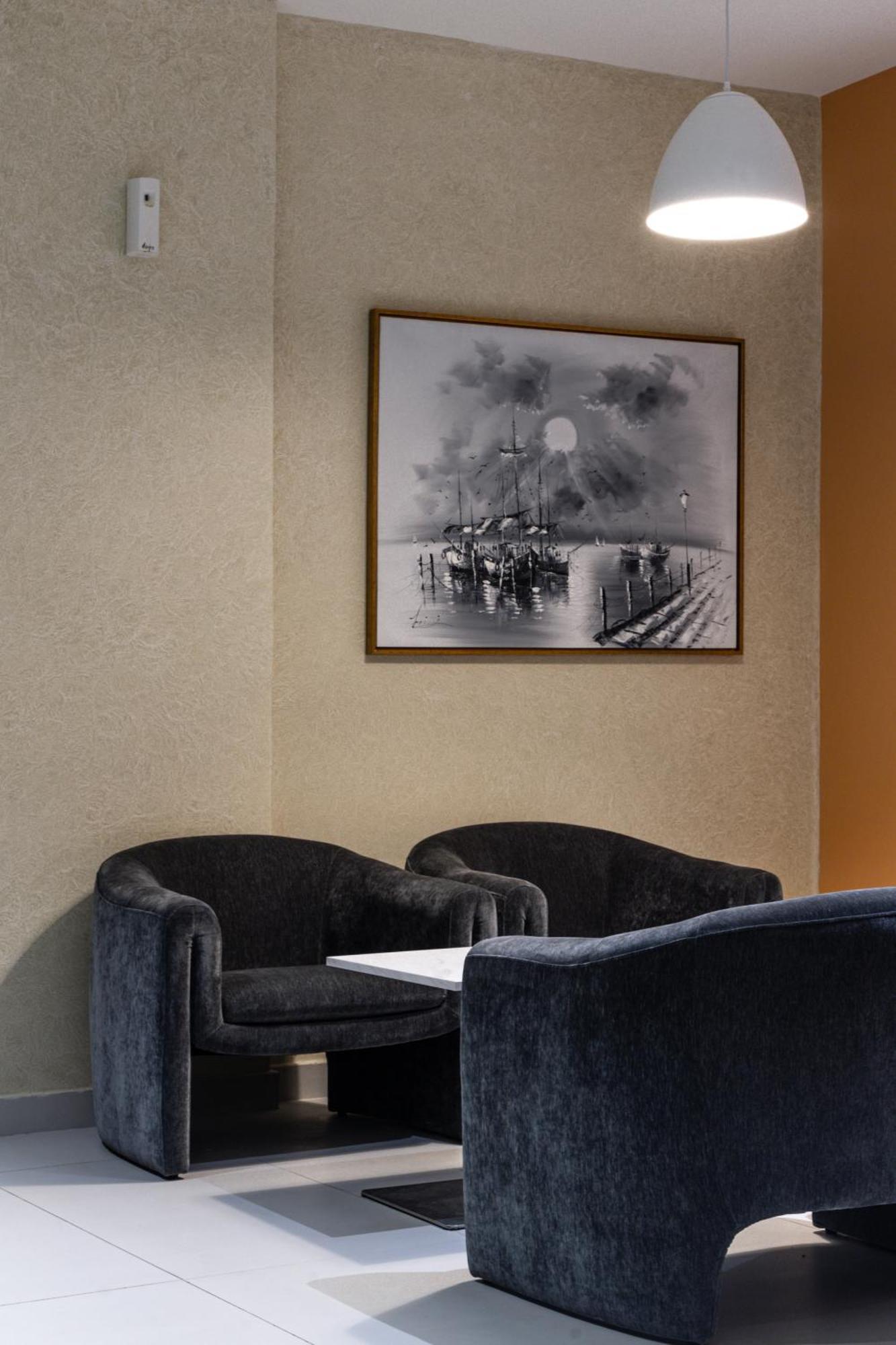 Jarzez Hotel Apartments Al Hail 세브 외부 사진