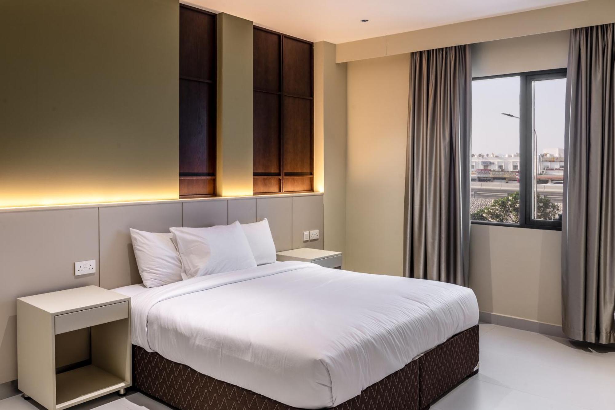 Jarzez Hotel Apartments Al Hail 세브 외부 사진