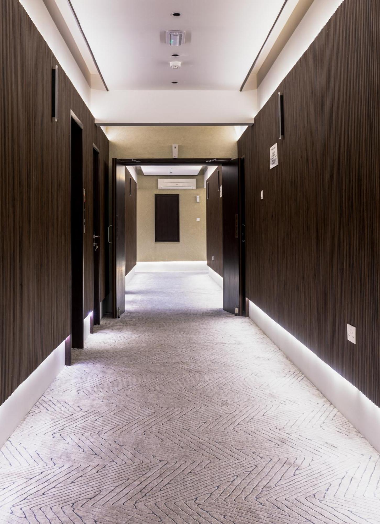 Jarzez Hotel Apartments Al Hail 세브 외부 사진