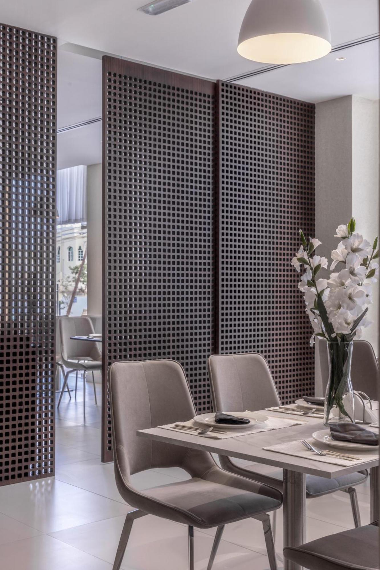 Jarzez Hotel Apartments Al Hail 세브 외부 사진