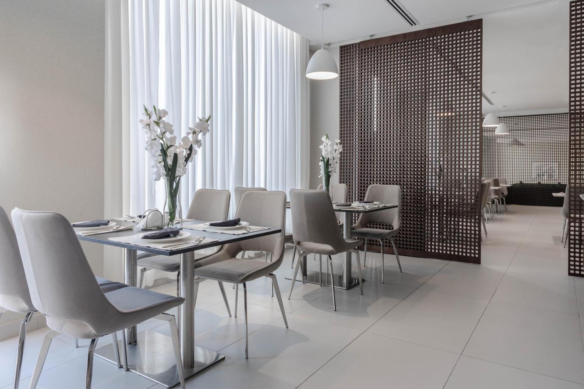 Jarzez Hotel Apartments Al Hail 세브 외부 사진